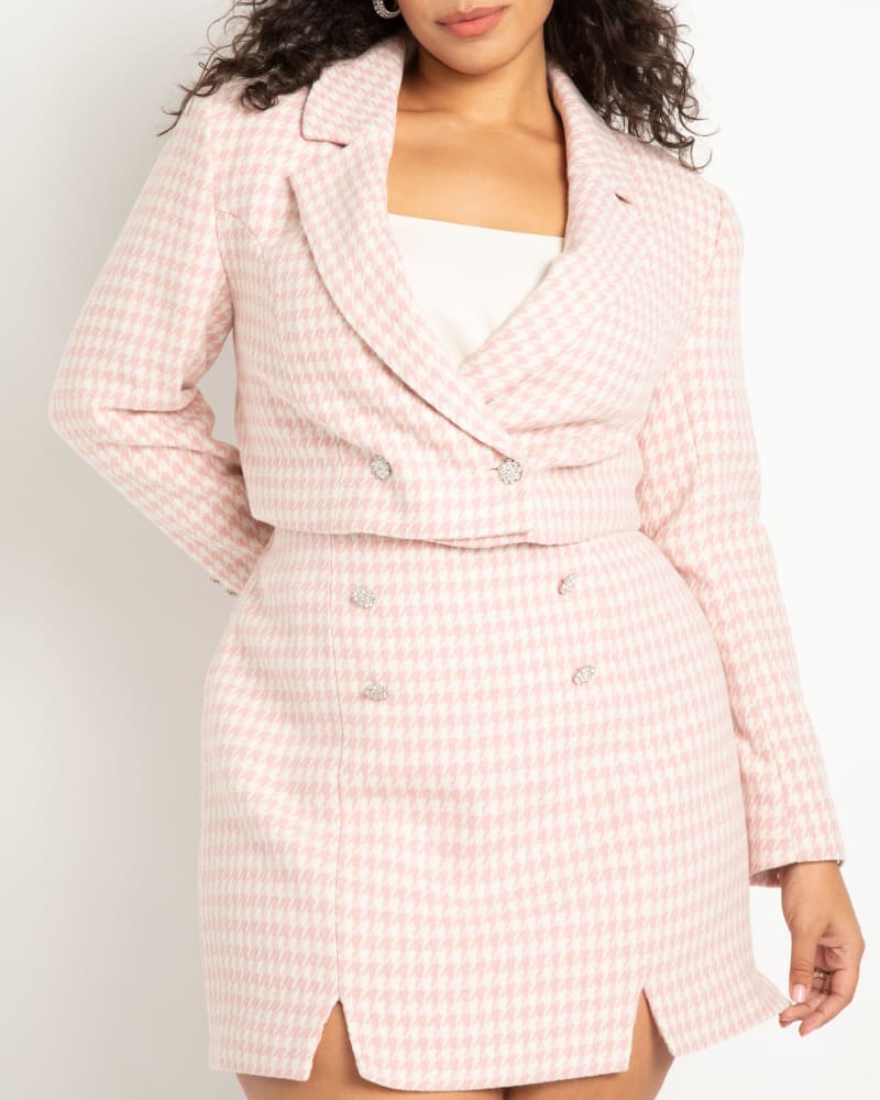Front of a model wearing a size 26 Tweed Crop Blazer in Pink by ELOQUII. | dia_product_style_image_id:271029